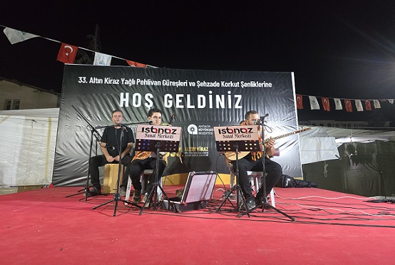 Korkuteli 33. Altın Kiraz Yağlı Pehlivan Güreşleri ve Şehzade Korkut Şenlikleri Başladı