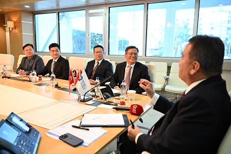 Çinli heyet Çevre Dostu Çiftçi Kart Projesi’ni inceledi