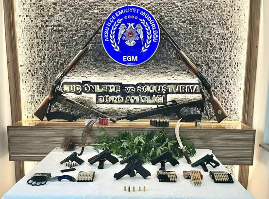 Aksu İlçesinde Eş Zamanlı Operasyon Yapıldı