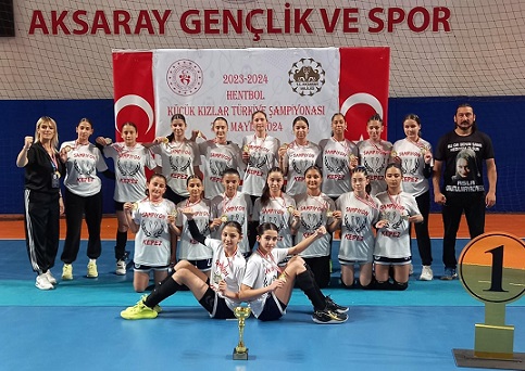 Kepez’den Milli Takıma 13 hentbolcu