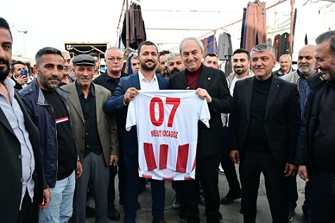 Başkan Kocagöz’den Güneş pazarı esnafına müjde!