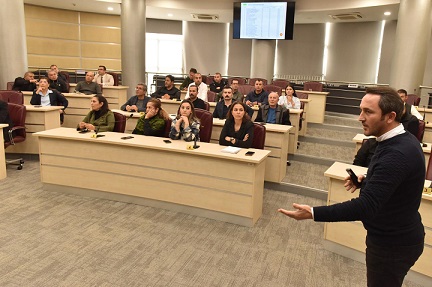 Kepez’in personeli, iş güvenliği ile güvenli ellerde