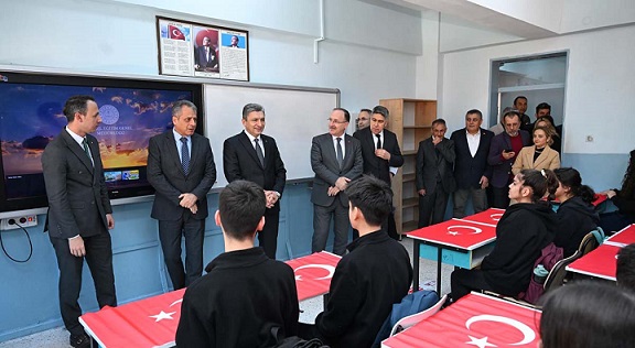 Vali Şahin, “İlk Dersimiz: Bayrak Sevgisi” Programına Katıldı