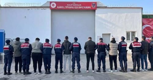 Alanya’da Bilişim sistemleriyle dolandırıcılığa 6 tutuklama