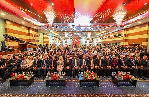 Antalya’da 144 Yıllık Çınarın Gölgesinde Vefa: ATSO’dan Ali Bahar Anısına Ödül Töreni