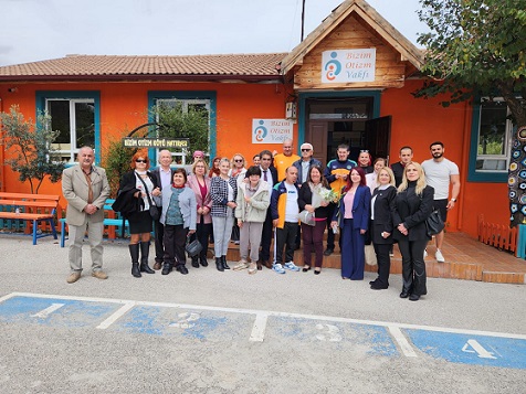 İYİ Parti Antalya’dan Otizm Farkındalık Günü’nde Anlamlı Ziyaret