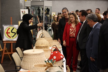 Uncalı ATASEM’den “Yeşil Vatan” temalı yıl sonu sergisi