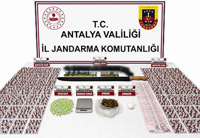 Antalya Alanya’da uyuşturucu operasyonu