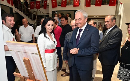 Isparta’nın kokusu Kepez’de sanatla buluştu