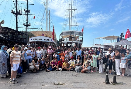 Antalya’da Özel gereksinimli bireyler Akdeniz’e açıldı