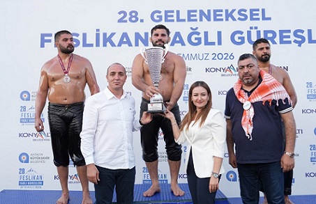 Konyaaltı Feslikan’da Başpehlivan Erkan Taş