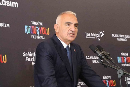 Antalya’da Kültür Sanat Şöleni Başladı
